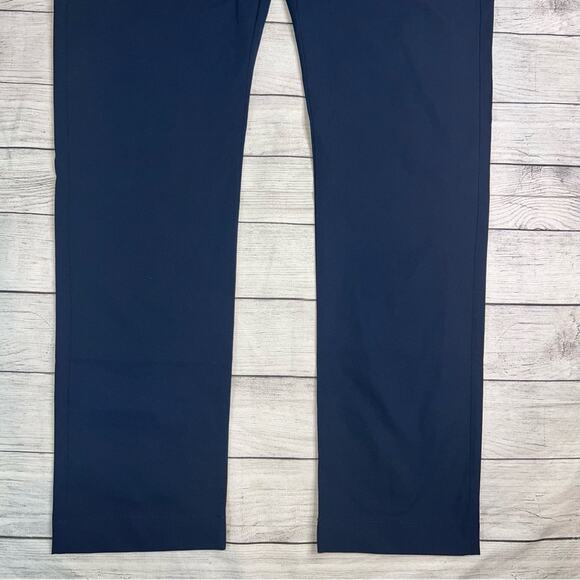 J. Crew NWT Men's Slim-Fit Tech Pants with Stretch Navy Blue Size 32 x 32 - Picture 5 of 14